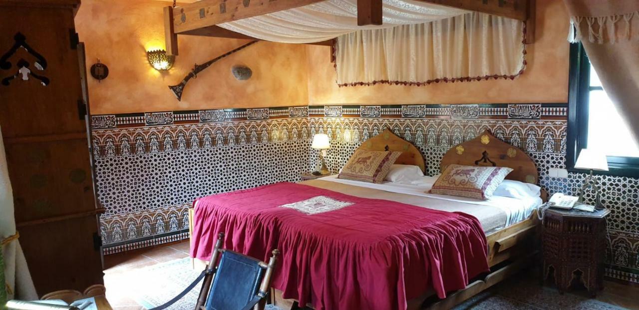 Hotel Amanhavis Benahavís Zewnętrze zdjęcie